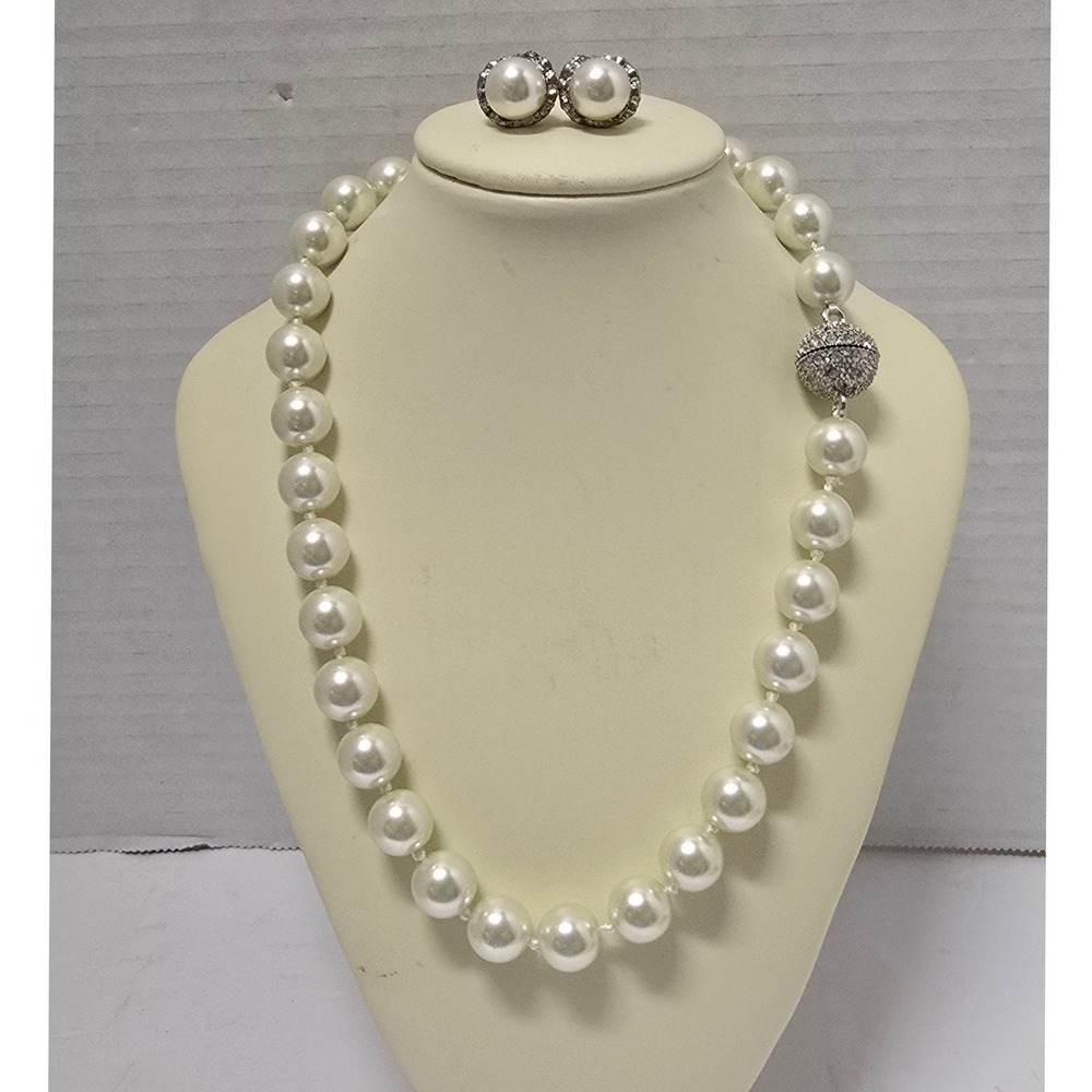 Vintage Hollywood Faux Pearl Necklace & Earring Set Rhinestone Magnetic Clasp